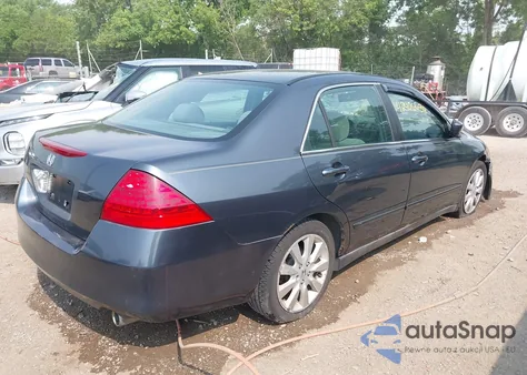 2007 Honda Accord 3.0 Se z USA, uszkodzony, nr VIN 1HGCM66427A078588